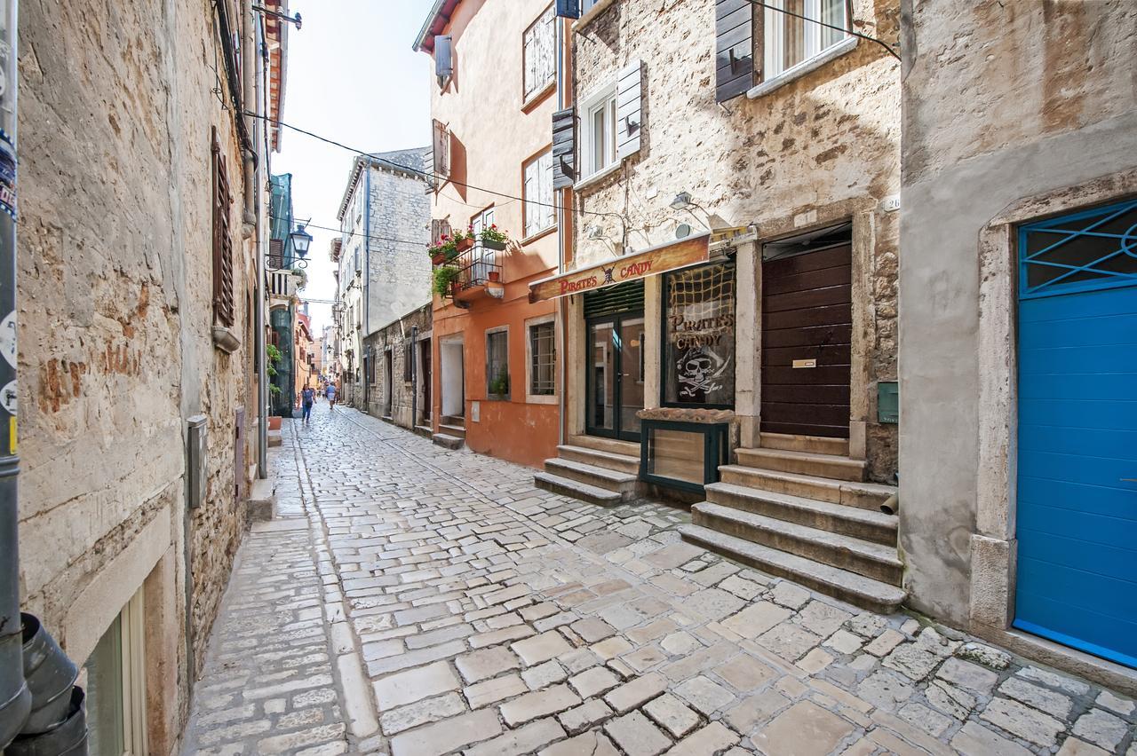 La Svalba Rooms & Studios Rovinj Exterior photo